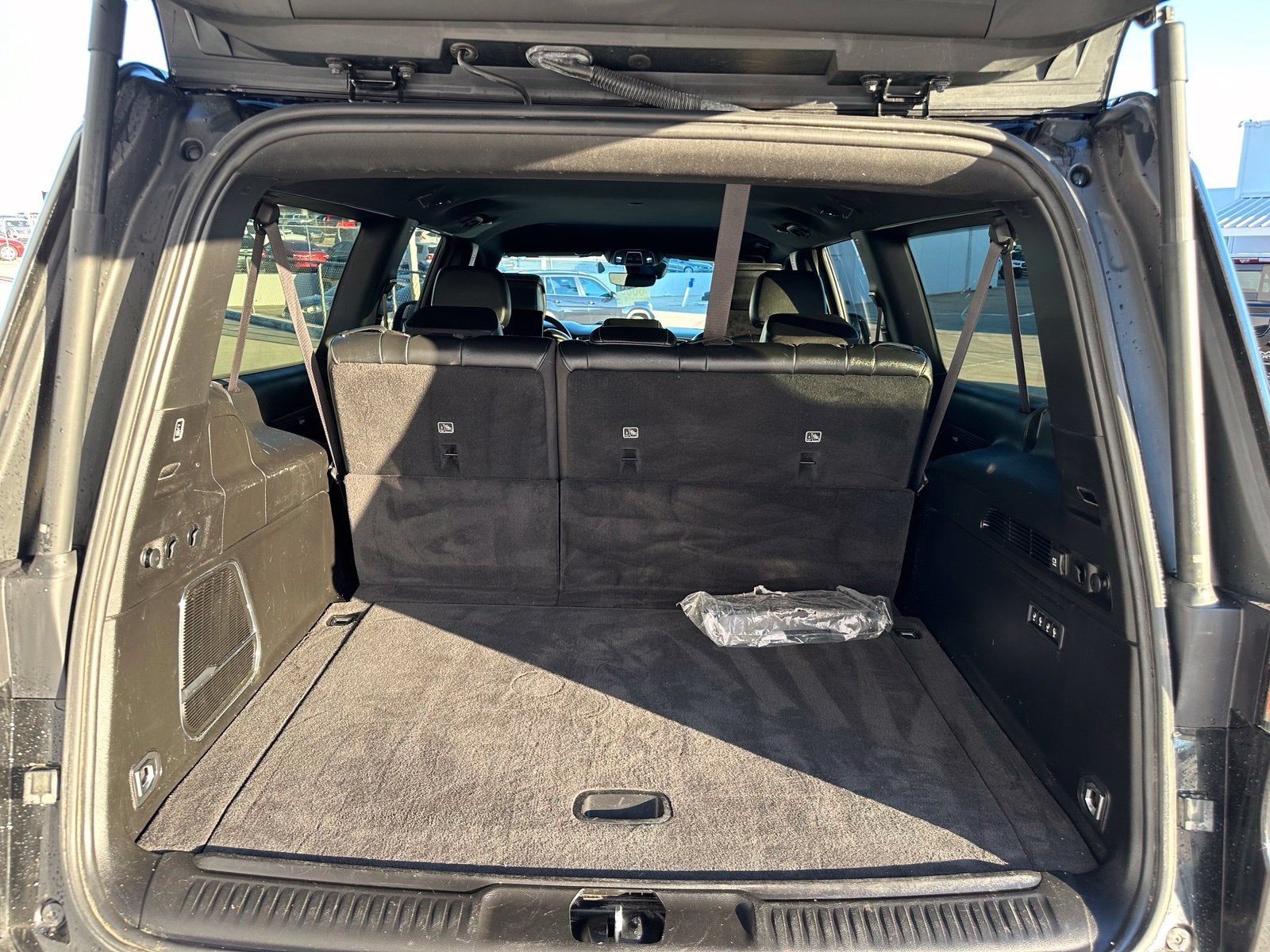 2024 Jeep Wagoneer L Base