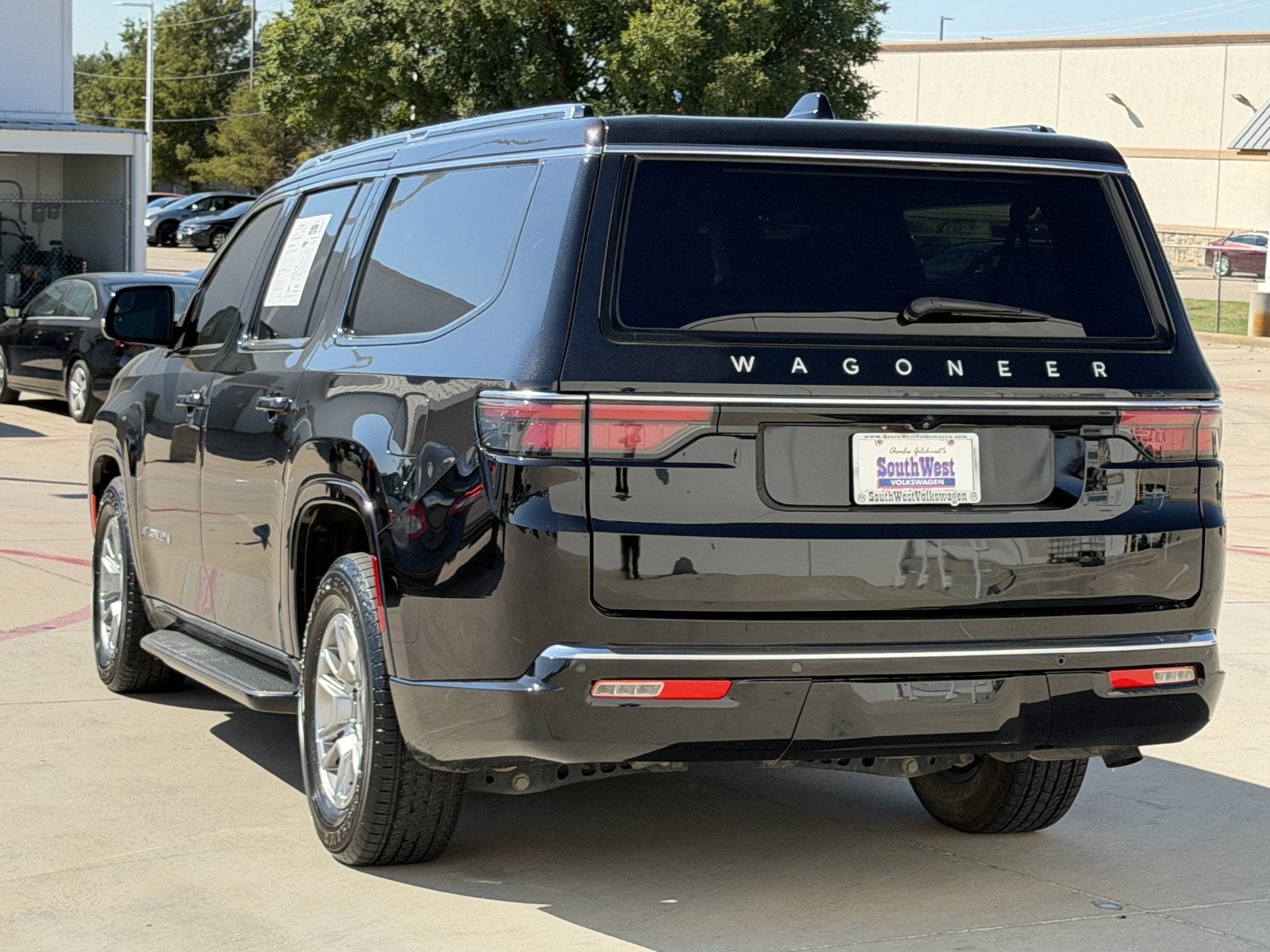 2024 Jeep Wagoneer L Base