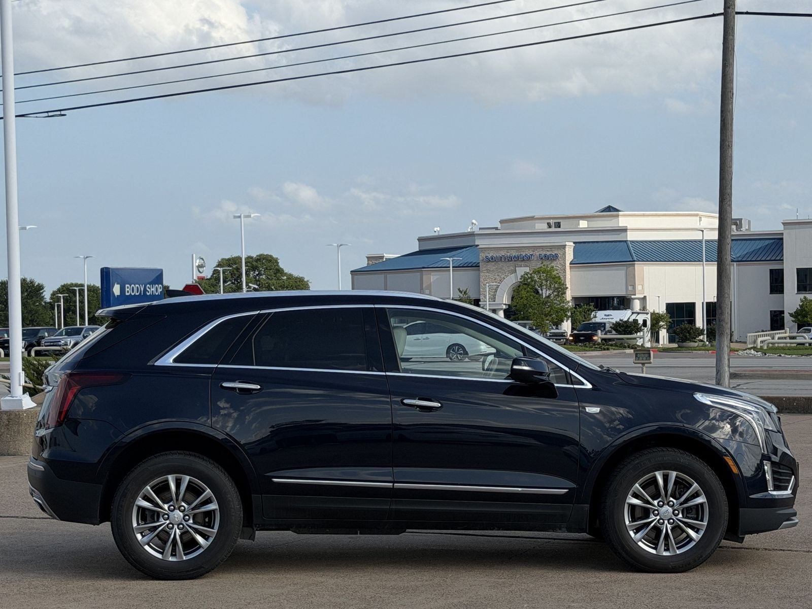 2021 Cadillac XT5 Premium Luxury