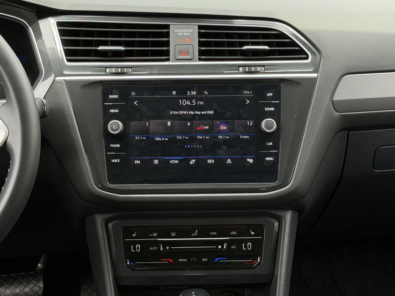 2024 Volkswagen Tiguan 2.0T SE