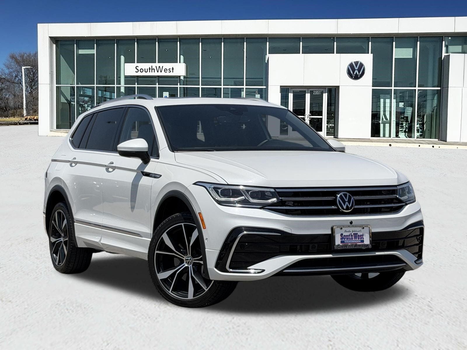 2024 Volkswagen Tiguan 2.0T SEL R-Line