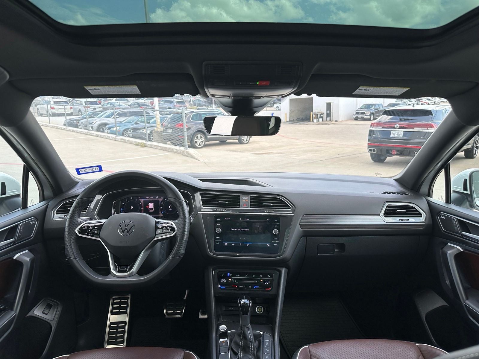2024 Volkswagen Tiguan 2.0T SEL R-Line