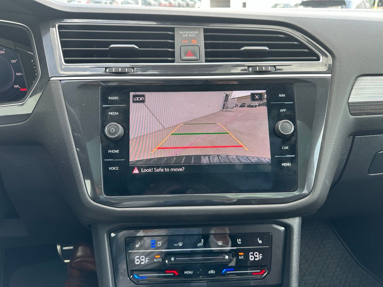 2024 Volkswagen Tiguan 2.0T SEL R-Line