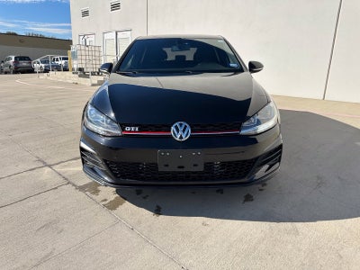 2018 Volkswagen Golf GTI Base
