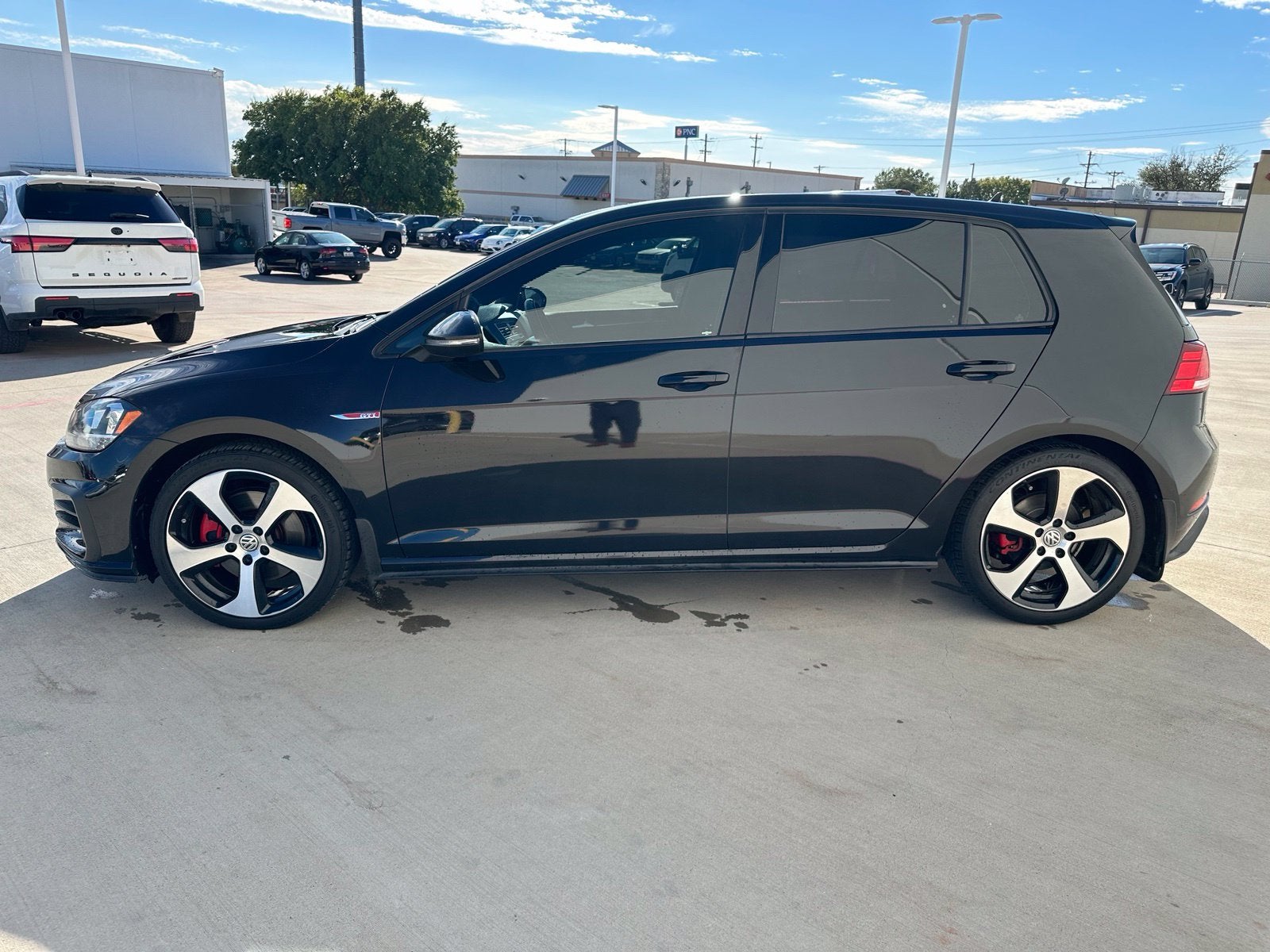 2018 Volkswagen Golf GTI Base