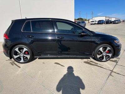 2018 Volkswagen Golf GTI Base