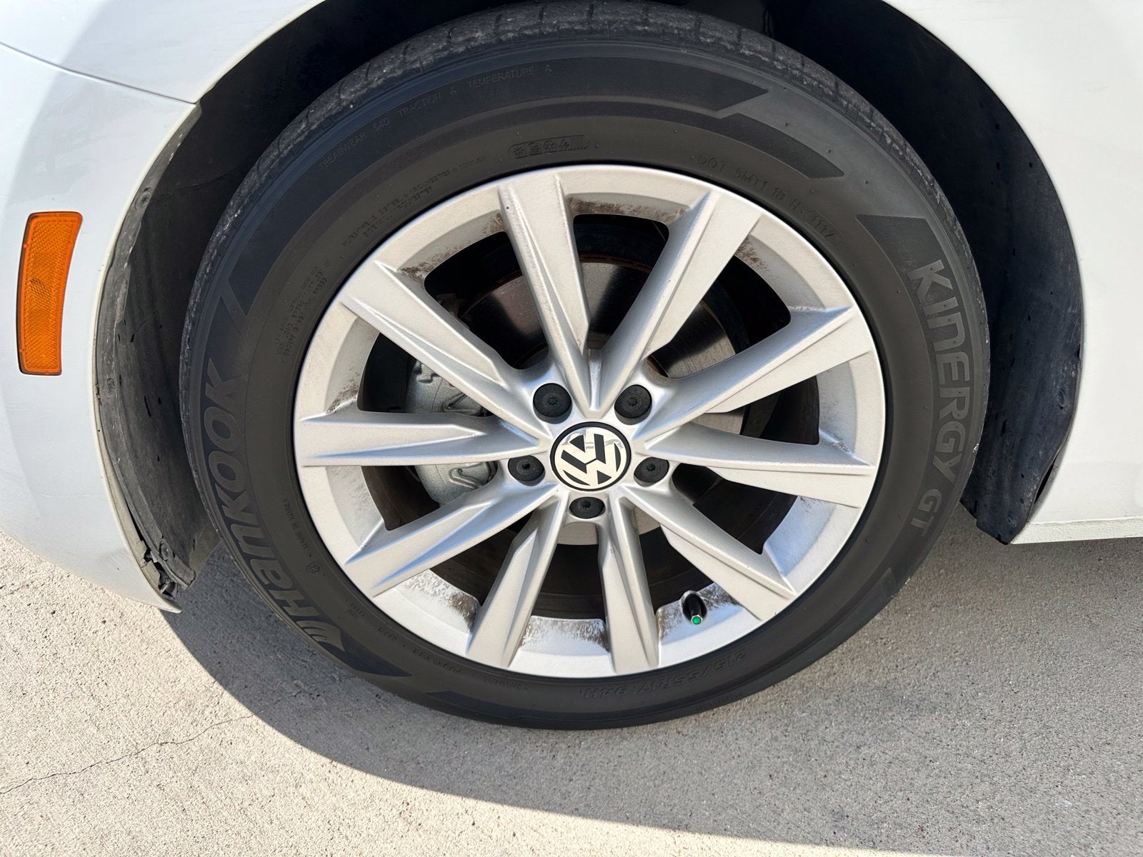 2018 Volkswagen Beetle 2.0T SE
