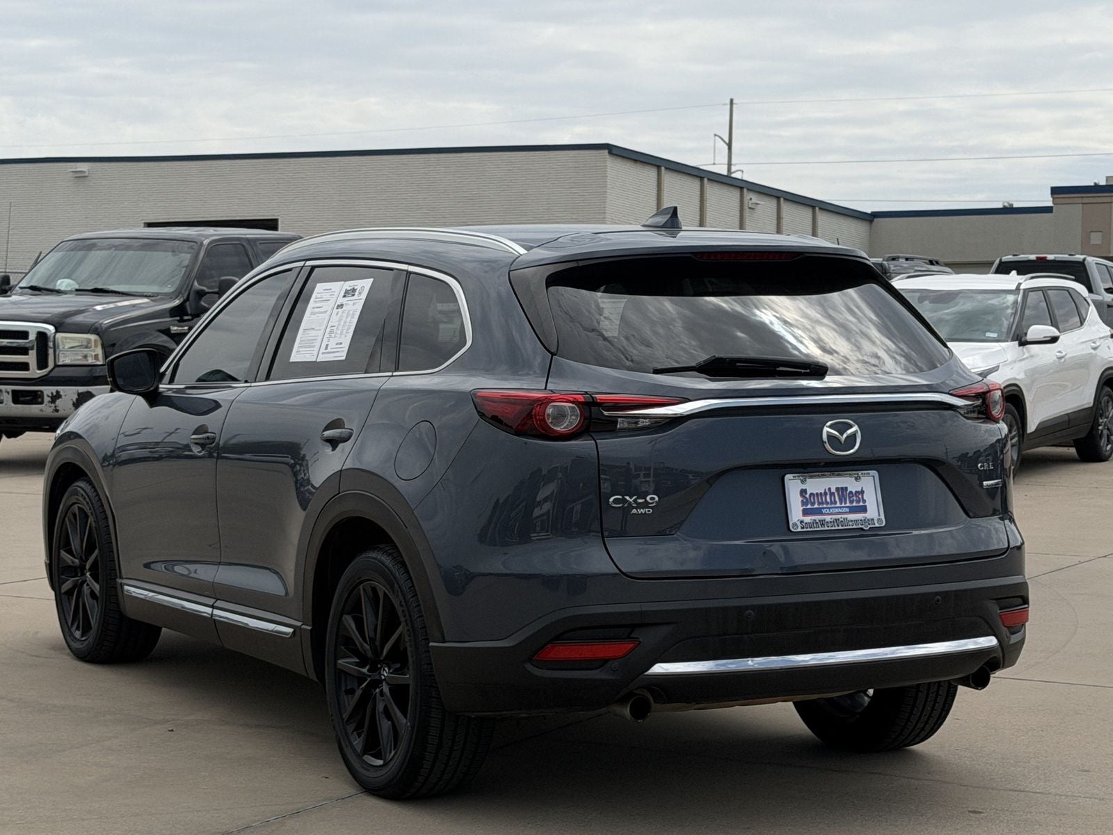 2023 Mazda Mazda CX-9 Carbon Edition
