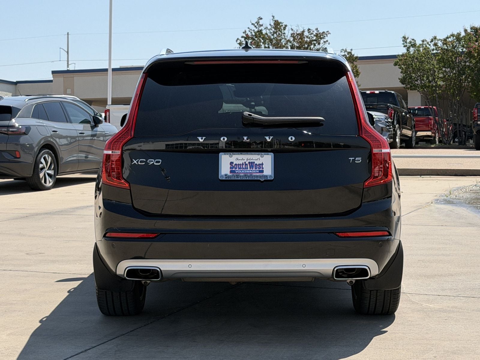 2021 Volvo XC90 T5 Momentum