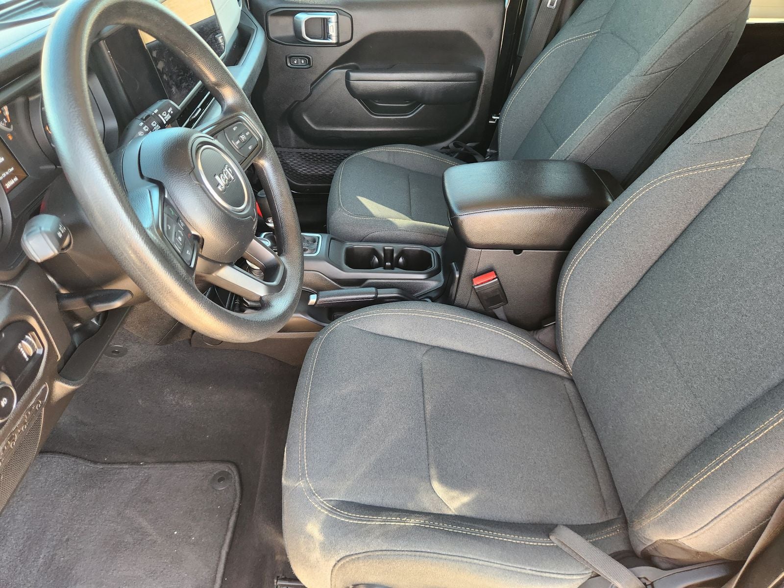 2025 Jeep Wrangler 2-Door Sport 4x4