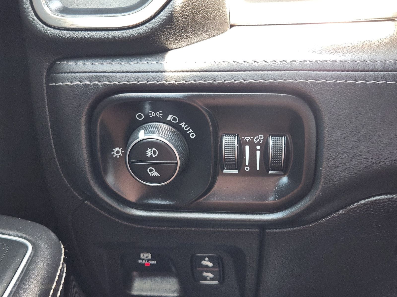2020 RAM Ram 1500 Limited Crew Cab 4x4 5'7' Box