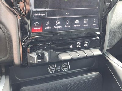 2025 RAM Ram 1500 Laramie Crew Cab 4x4 5'7' Box
