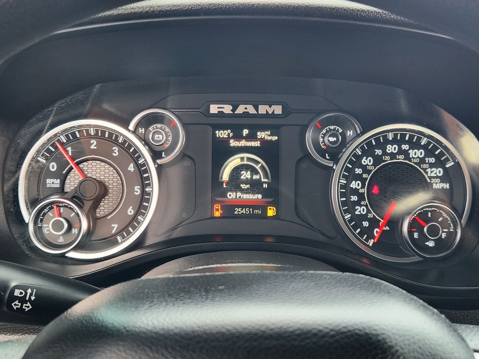 2025 RAM Ram 1500 Tradesman Crew Cab 4x4 6'4' Box