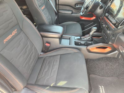 2025 Nissan Frontier Crew Cab PRO-4X 4x4