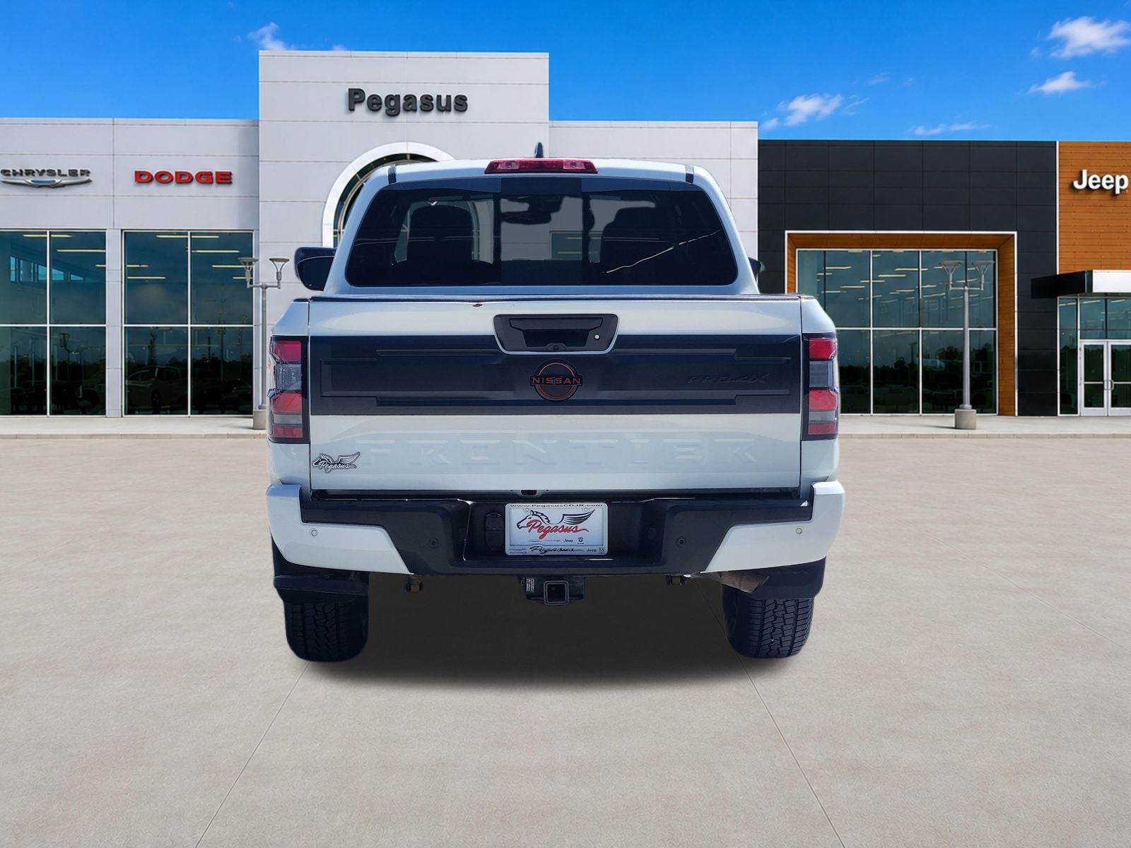 2025 Nissan Frontier Crew Cab PRO-4X 4x4