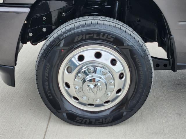 2024 RAM Ram 3500 Laramie Crew Cab 4x4 8' Box