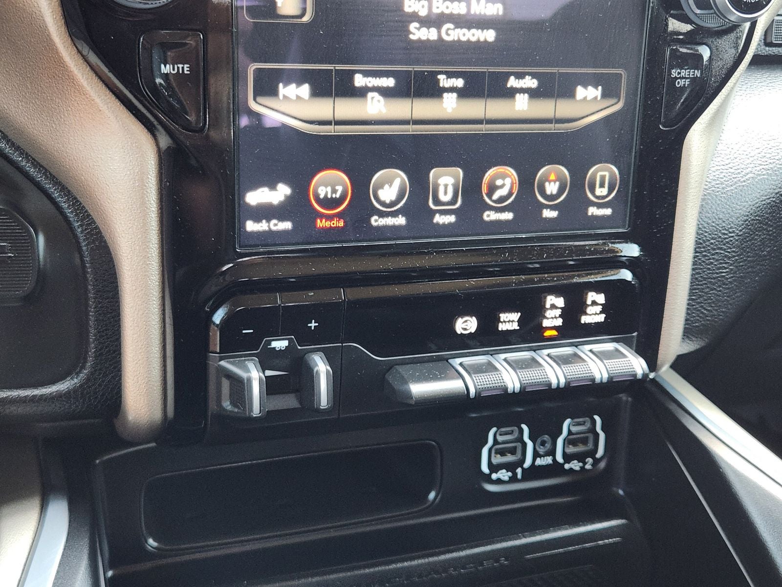 2021 RAM Ram 3500 Laramie Crew Cab 4x4 8' Box