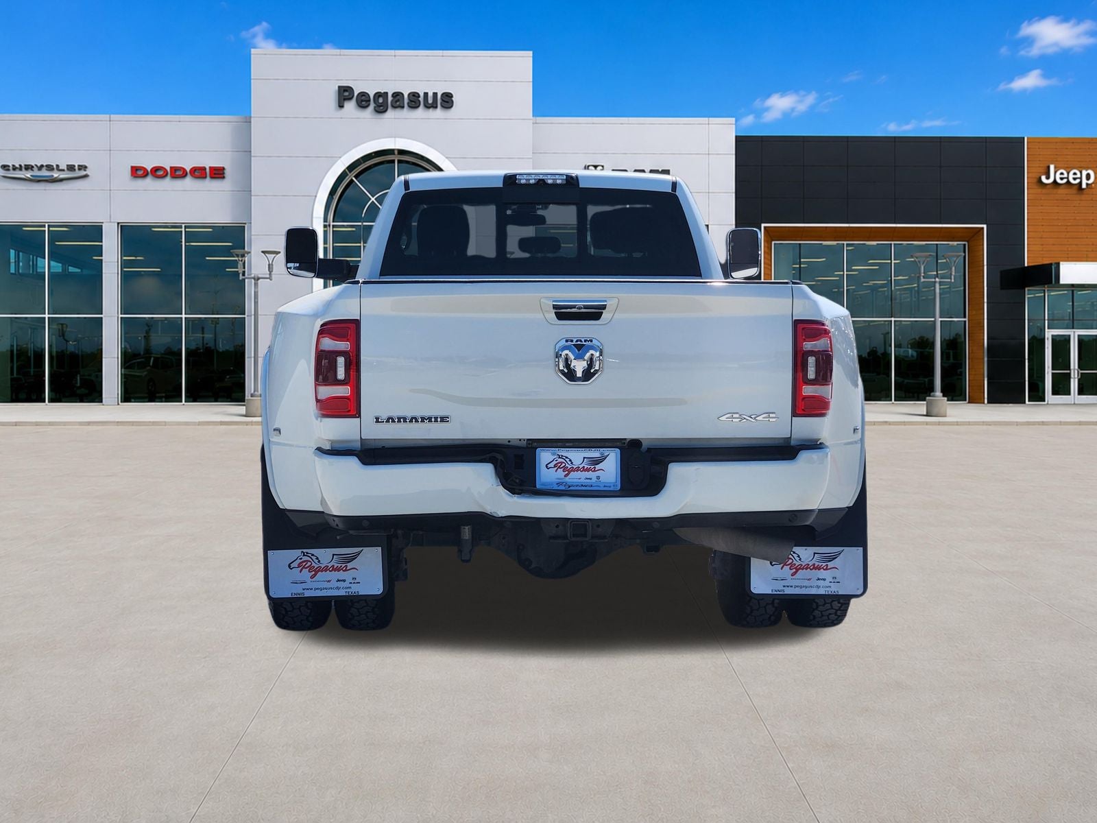2021 RAM Ram 3500 Laramie Crew Cab 4x4 8' Box