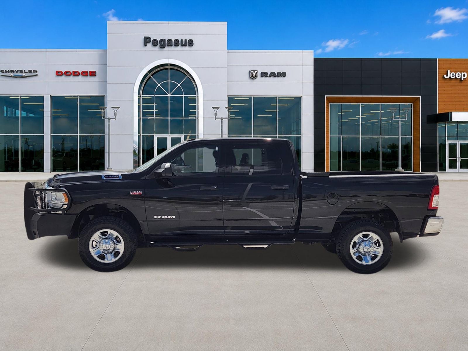 2020 RAM Ram 2500 Tradesman Crew Cab 4x4 6'4' Box