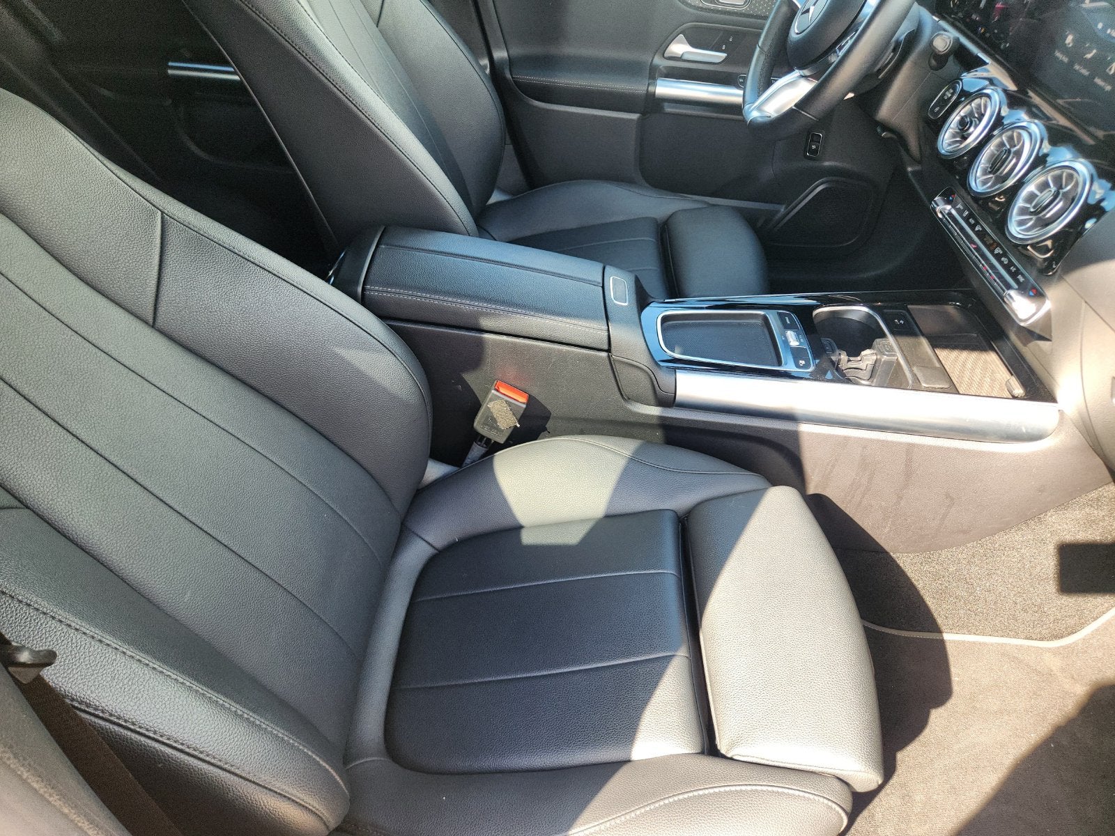 2025 Mercedes-Benz GLA 250 4MATIC®