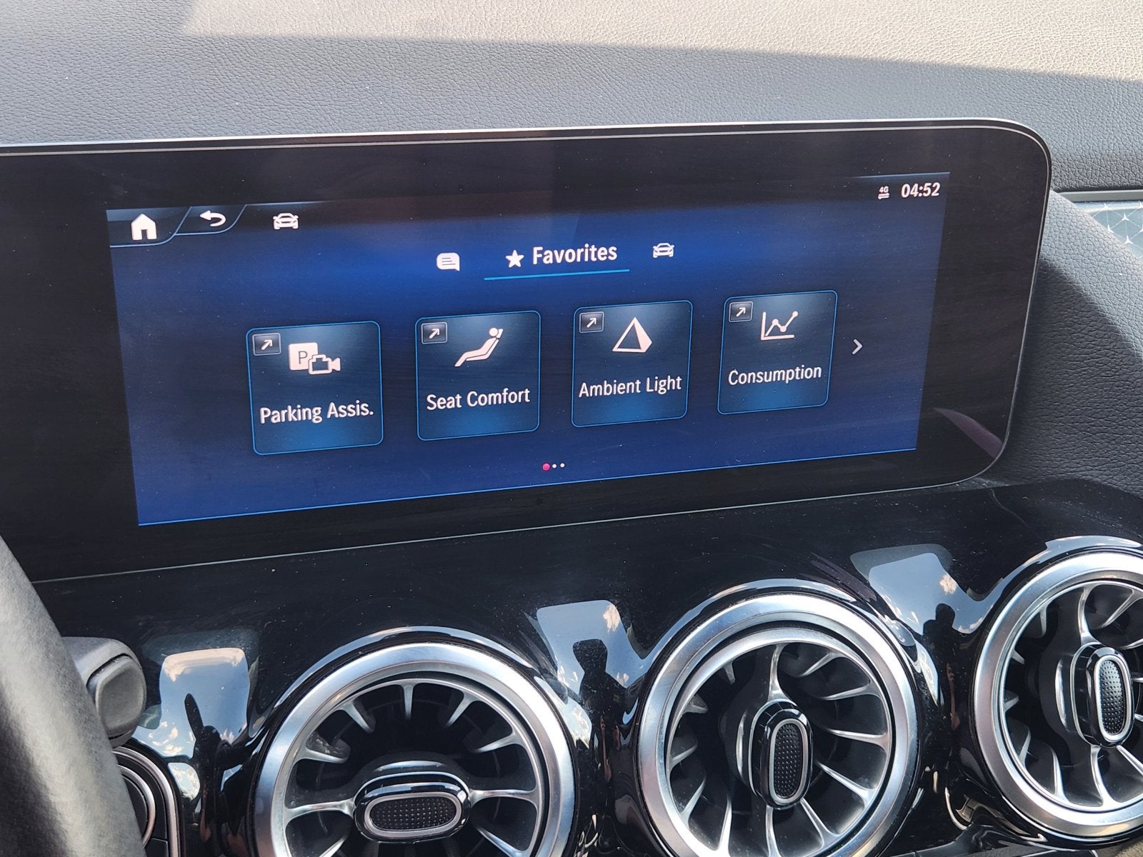 2025 Mercedes-Benz GLA 250 4MATIC®