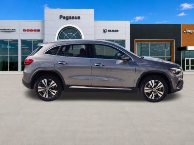 2025 Mercedes-Benz GLA 250 4MATIC®