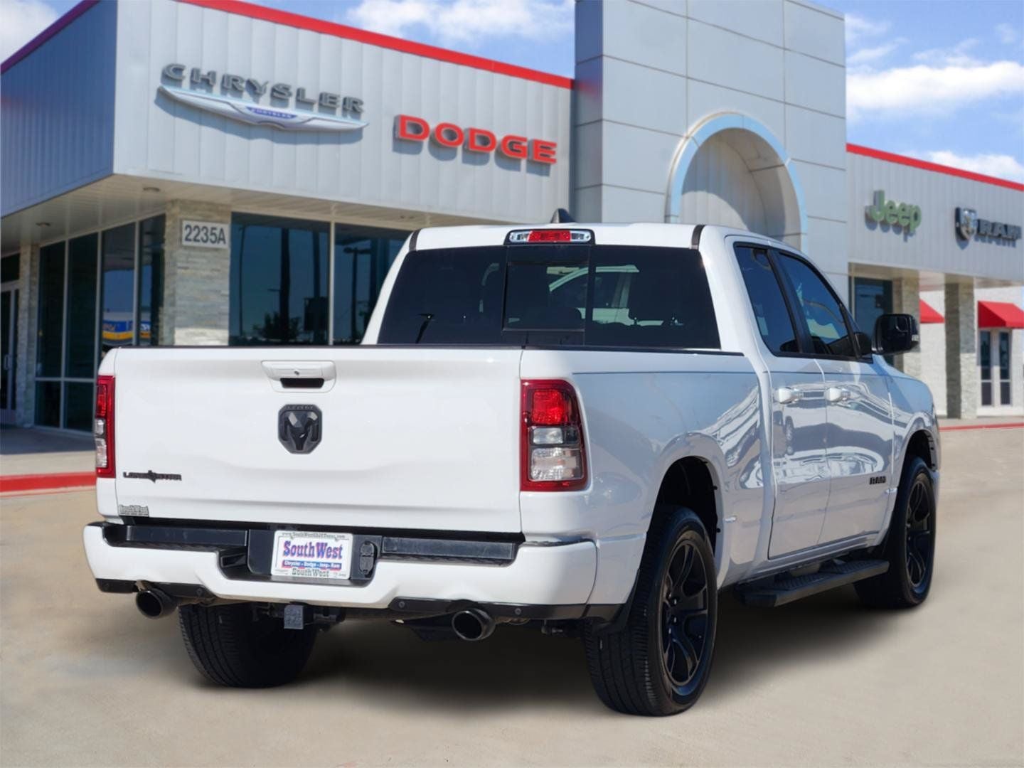 2022 RAM Ram 1500 Lone Star Quad Cab 4x2 6'4' Box