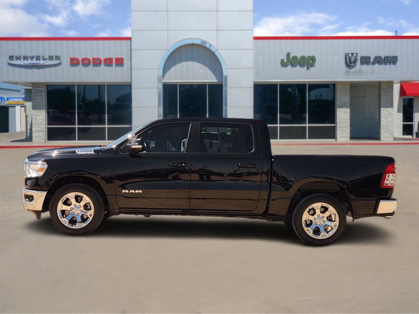2022 RAM Ram 1500 Lone Star Crew Cab 4x2 5'7' Box