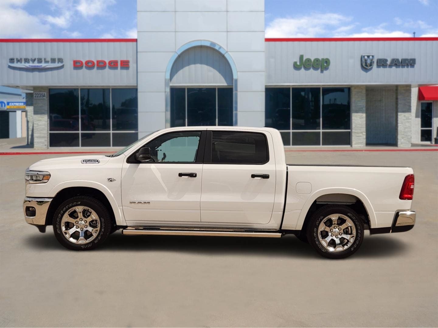2026 RAM Ram 1500 Lone Star Crew Cab 4x4 5'7' Box