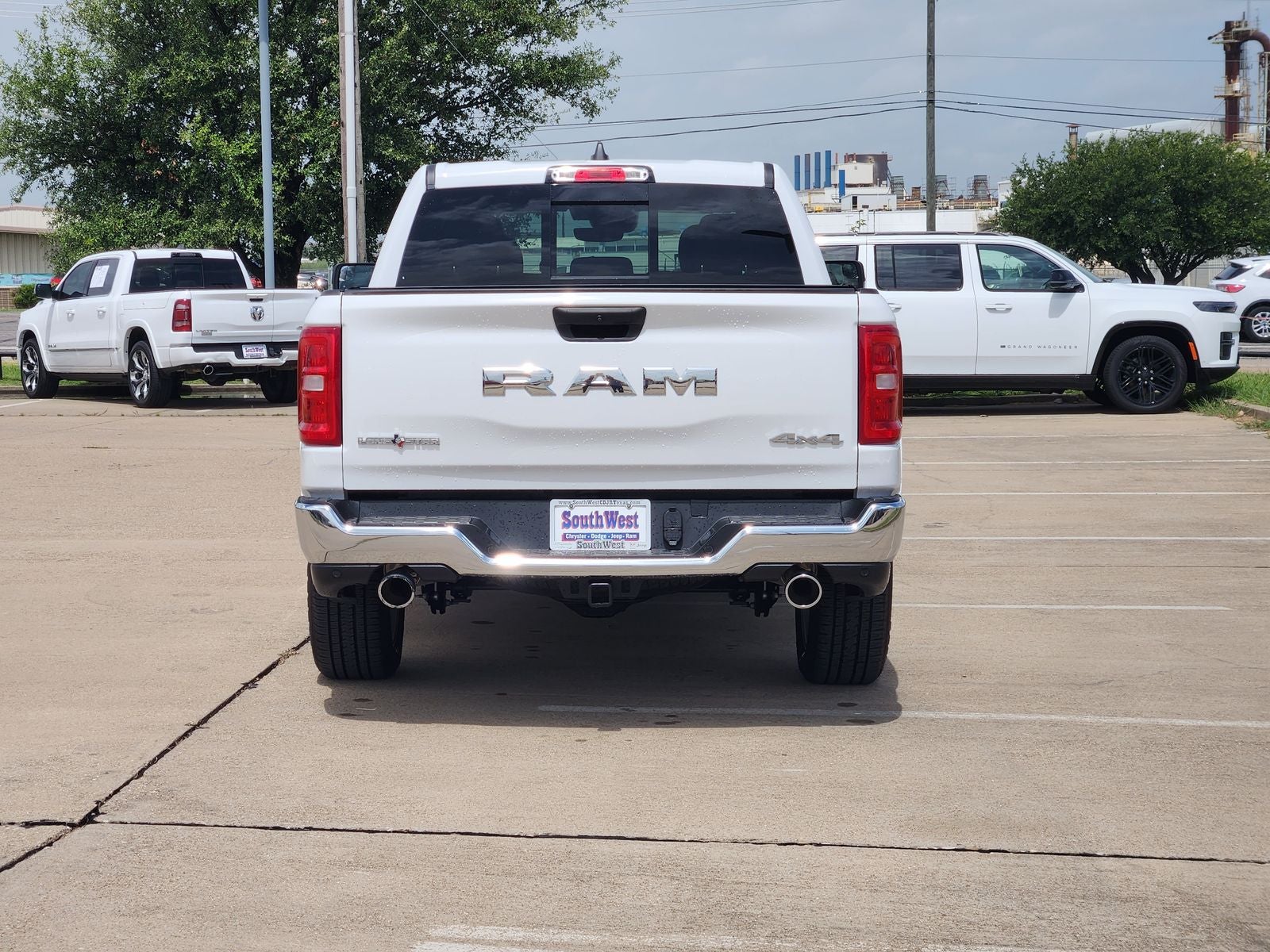 2026 RAM Ram 1500 Lone Star Crew Cab 4x4 5'7' Box