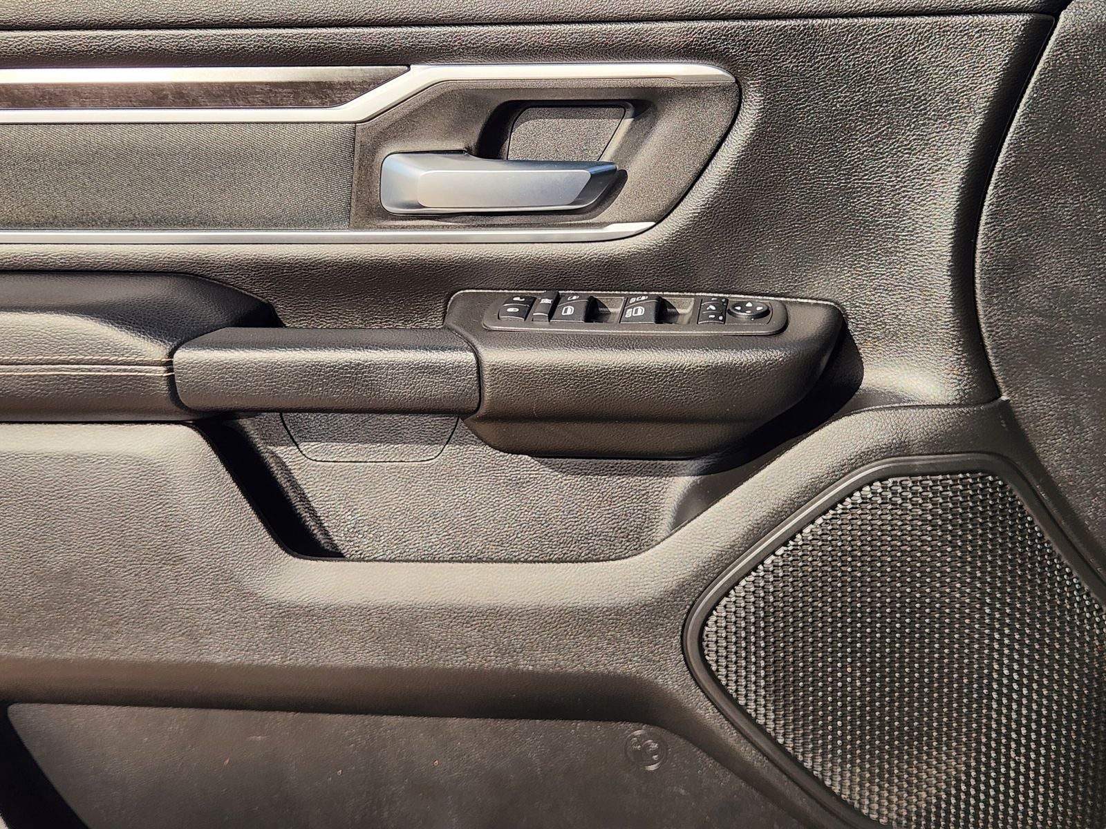 2022 RAM Ram 1500 Lone Star Crew Cab 4x4 5'7' Box