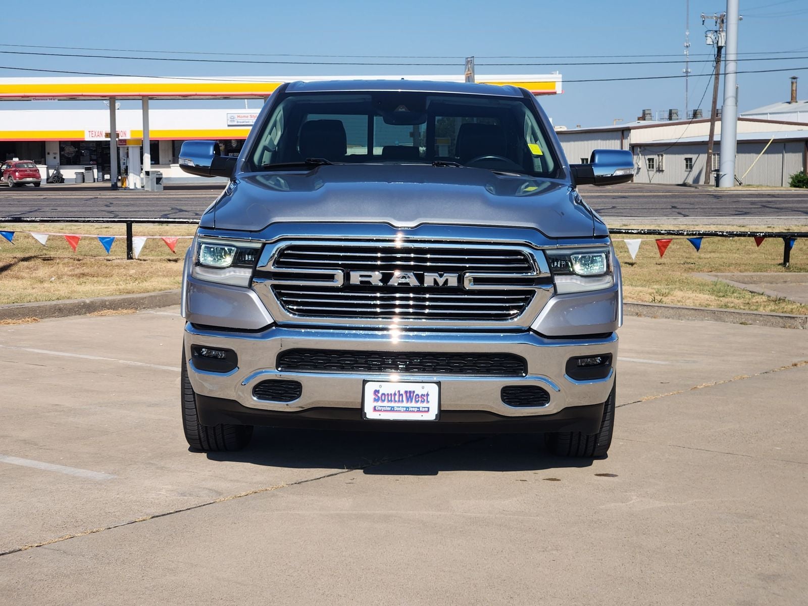 2022 RAM Ram 1500 Laramie Crew Cab 4x4 6'4' Box