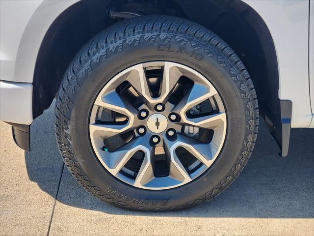 2022 Chevrolet Silverado 1500 4WD Crew Cab Short Bed RST