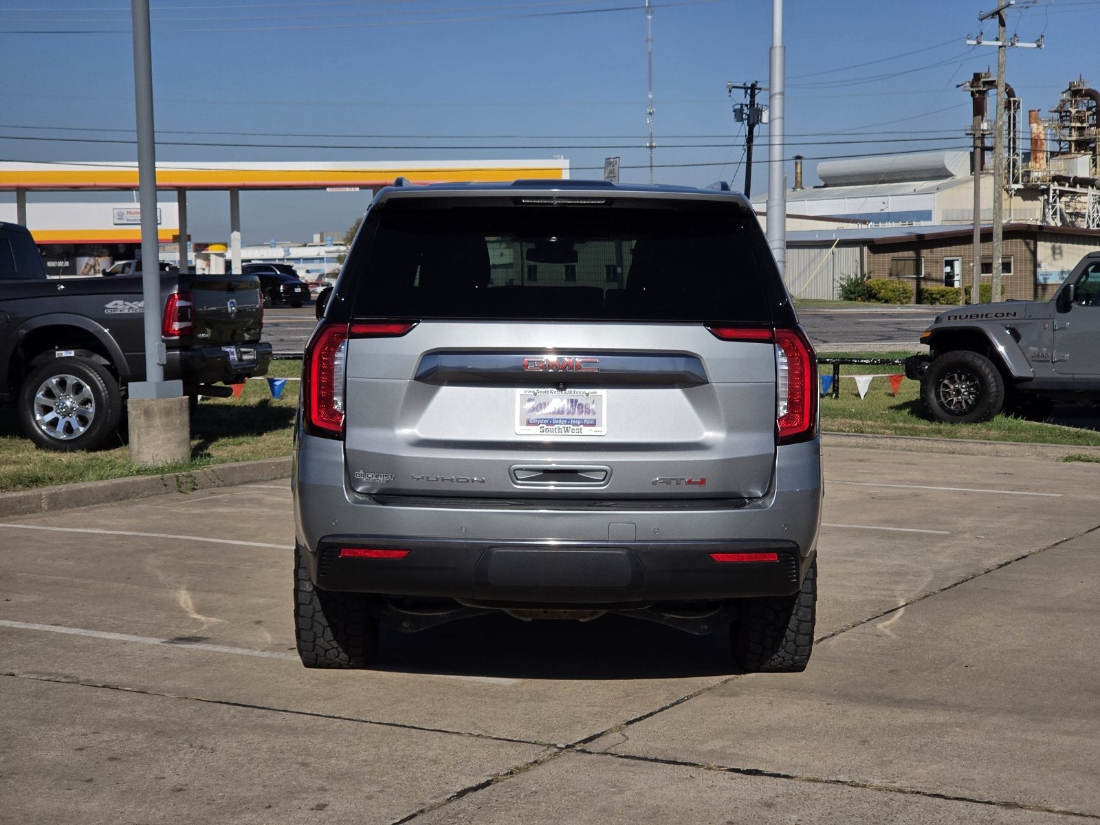 2024 GMC Yukon 4WD AT4