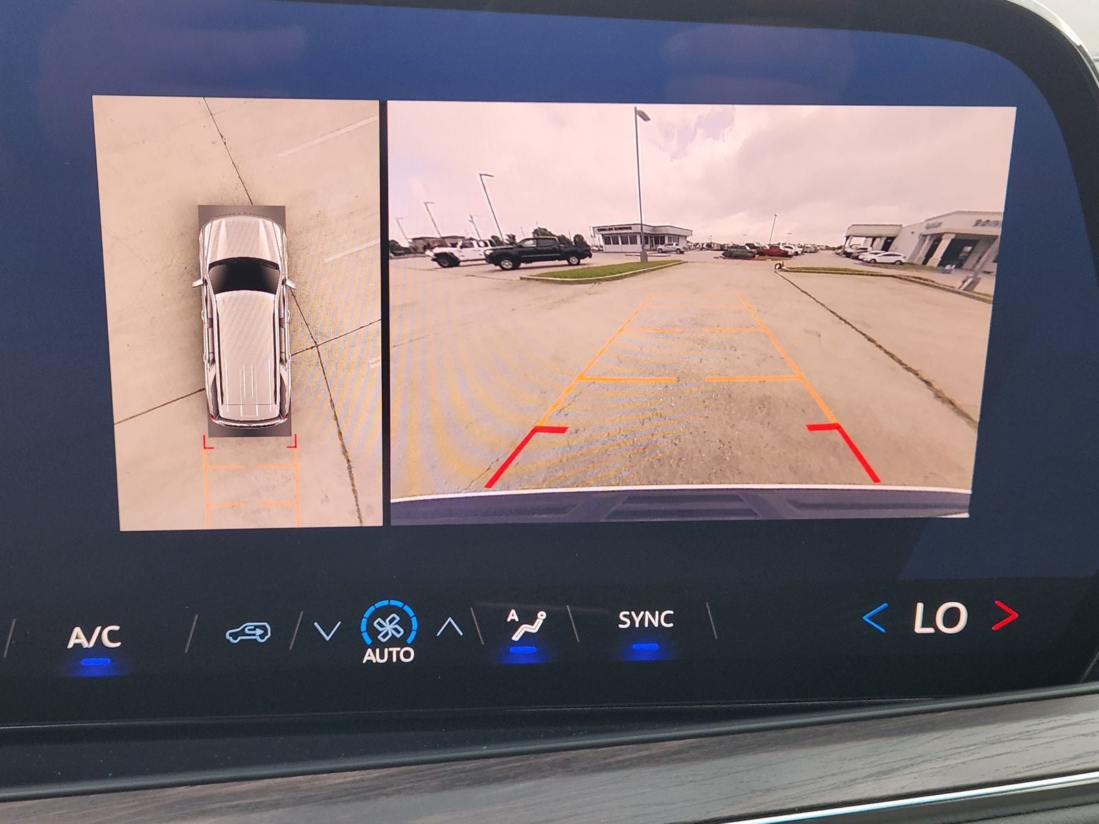 2025 Chevrolet Tahoe 2WD LS
