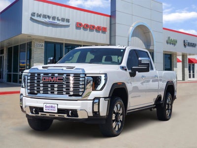 2024 GMC Sierra 2500HD 4WD Crew Cab Standard Bed Denali