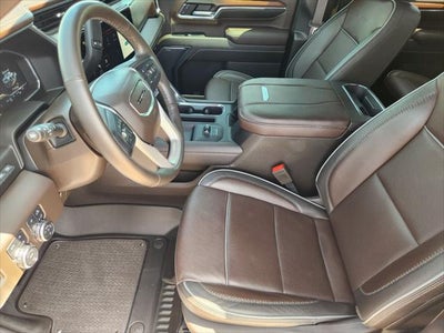 2024 GMC Sierra 2500HD 4WD Crew Cab Standard Bed Denali