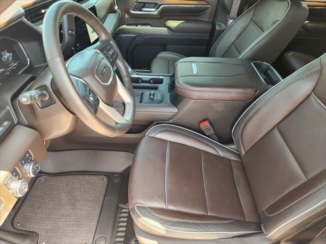 2024 GMC Sierra 2500HD 4WD Crew Cab Standard Bed Denali