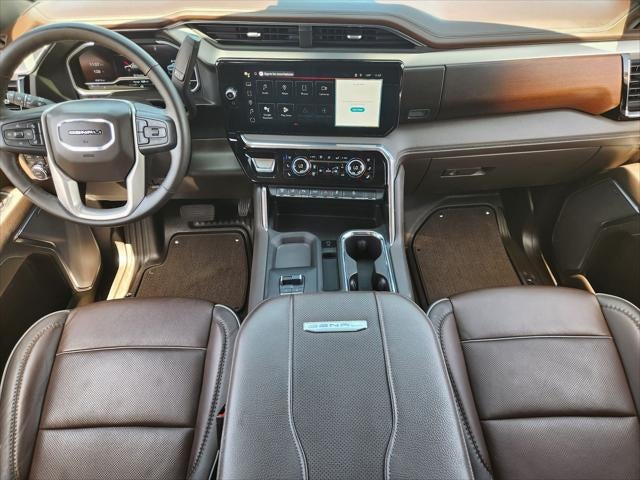 2024 GMC Sierra 2500HD 4WD Crew Cab Standard Bed Denali