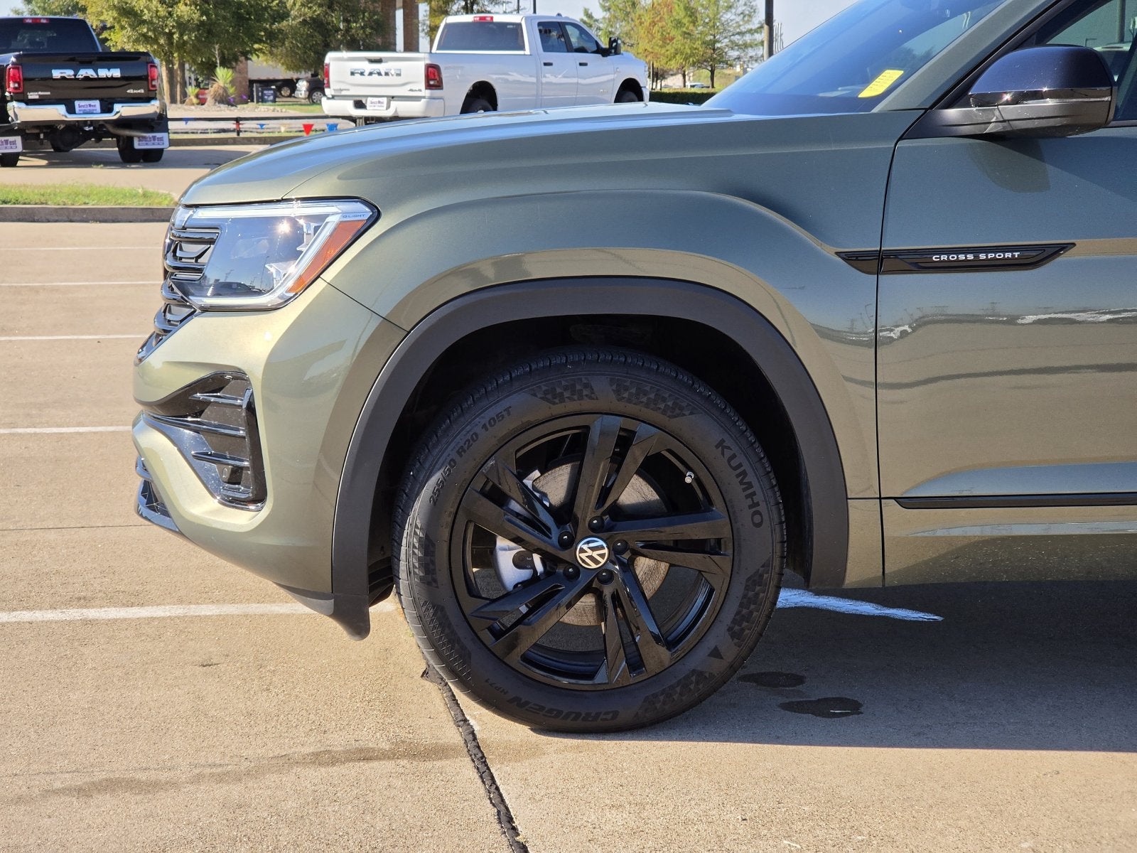 2026 Volkswagen Atlas Cross Sport SEL R-Line Black