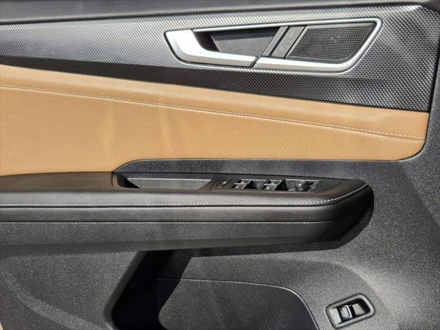 2026 Volkswagen Atlas Cross Sport SEL R-Line Black