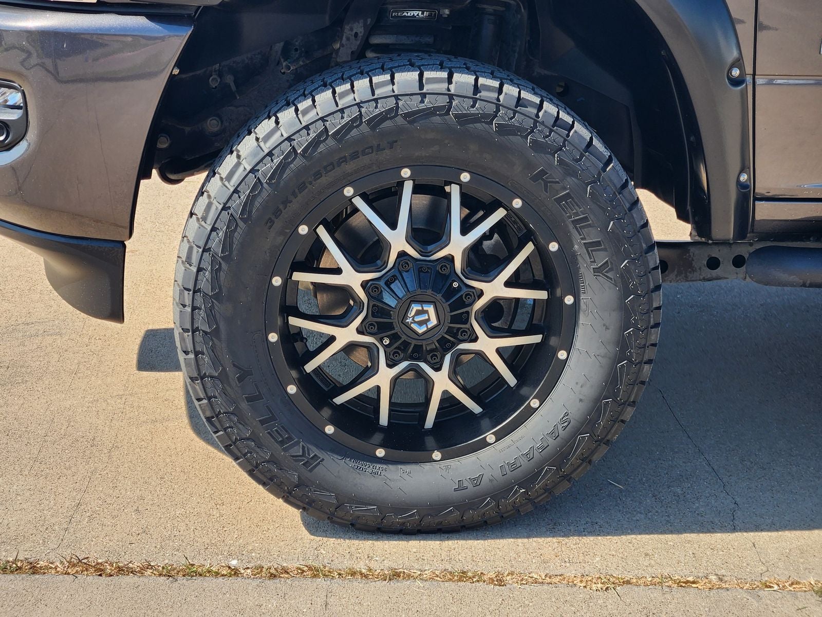2023 RAM Ram 3500 Laramie Mega Cab 4x4 6'4' Box