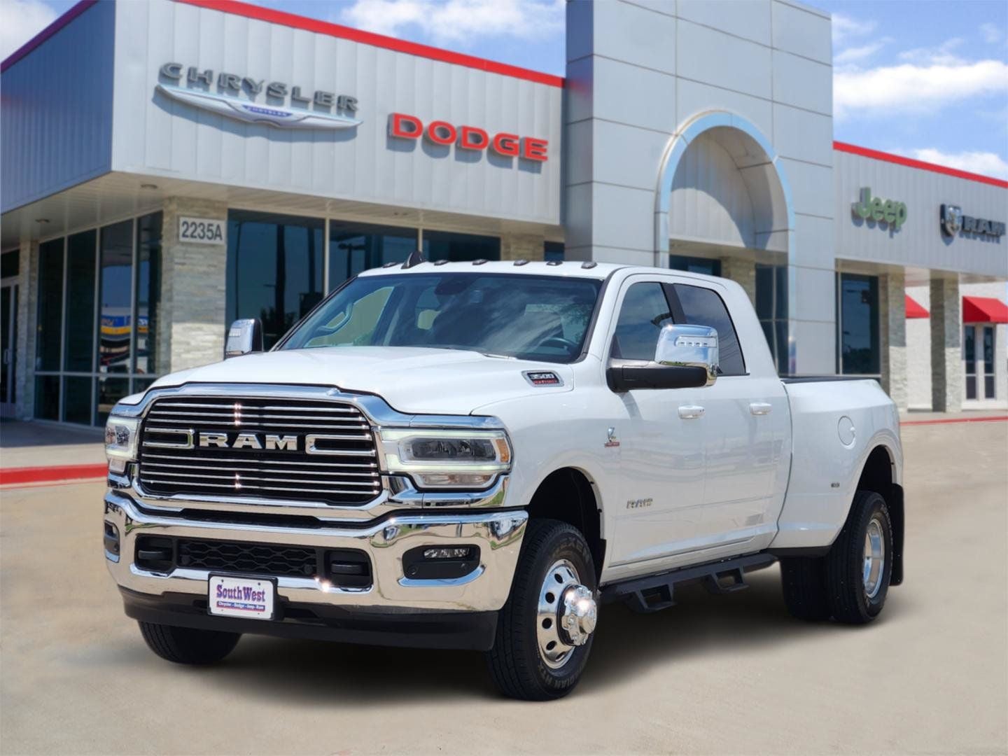 2024 RAM Ram 3500 Laramie Mega Cab 4x4 6'4' Box