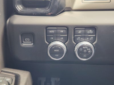2023 GMC Sierra 1500 4WD Crew Cab Short Box AT4