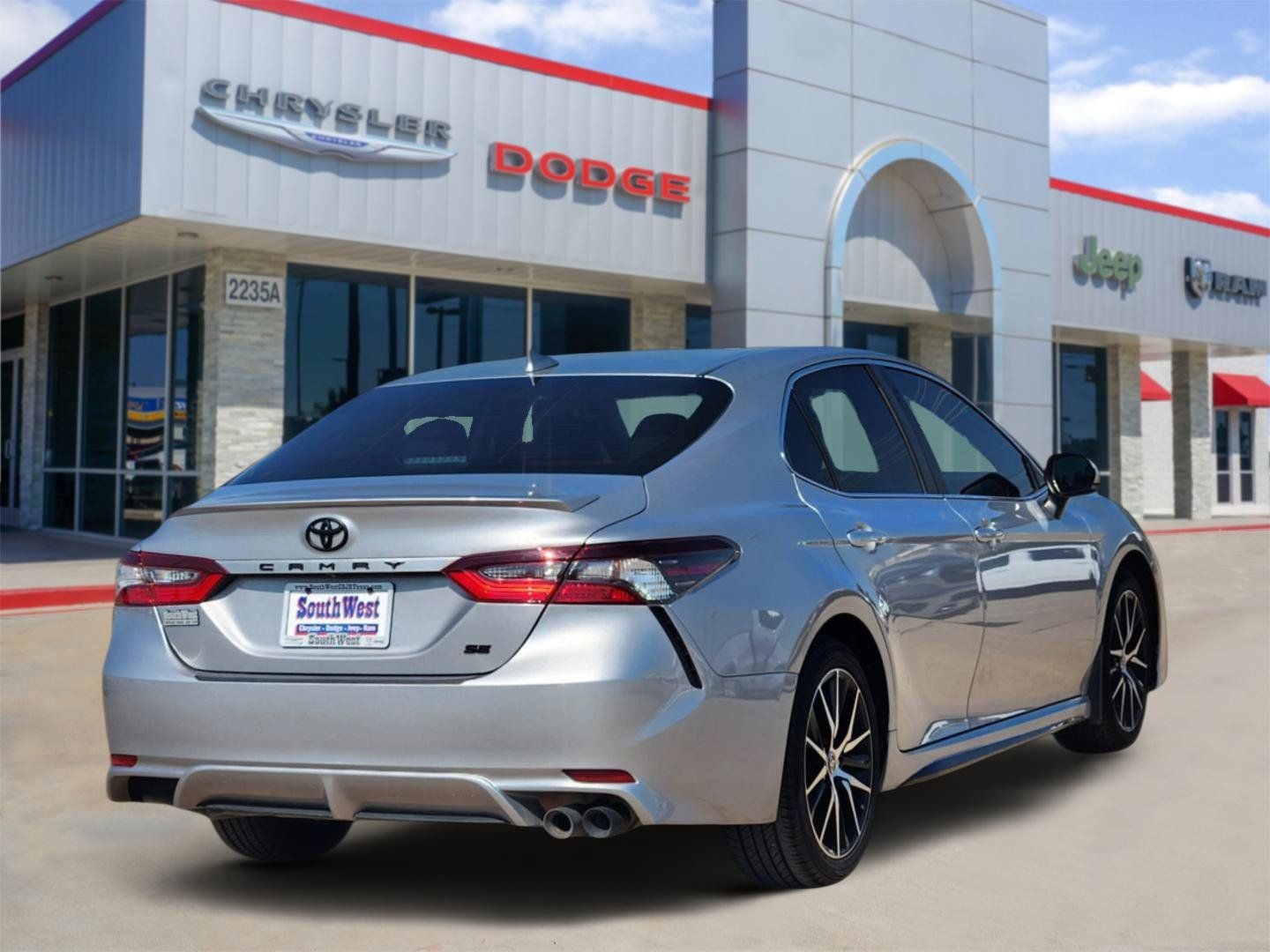 2023 Toyota Camry SE
