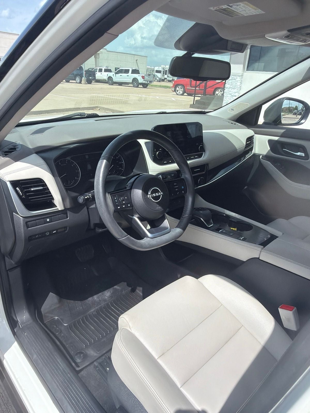 2023 Nissan Rogue SL FWD