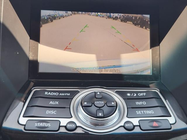 2017 INFINITI QX70 Base