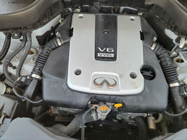 2017 INFINITI QX70 Base