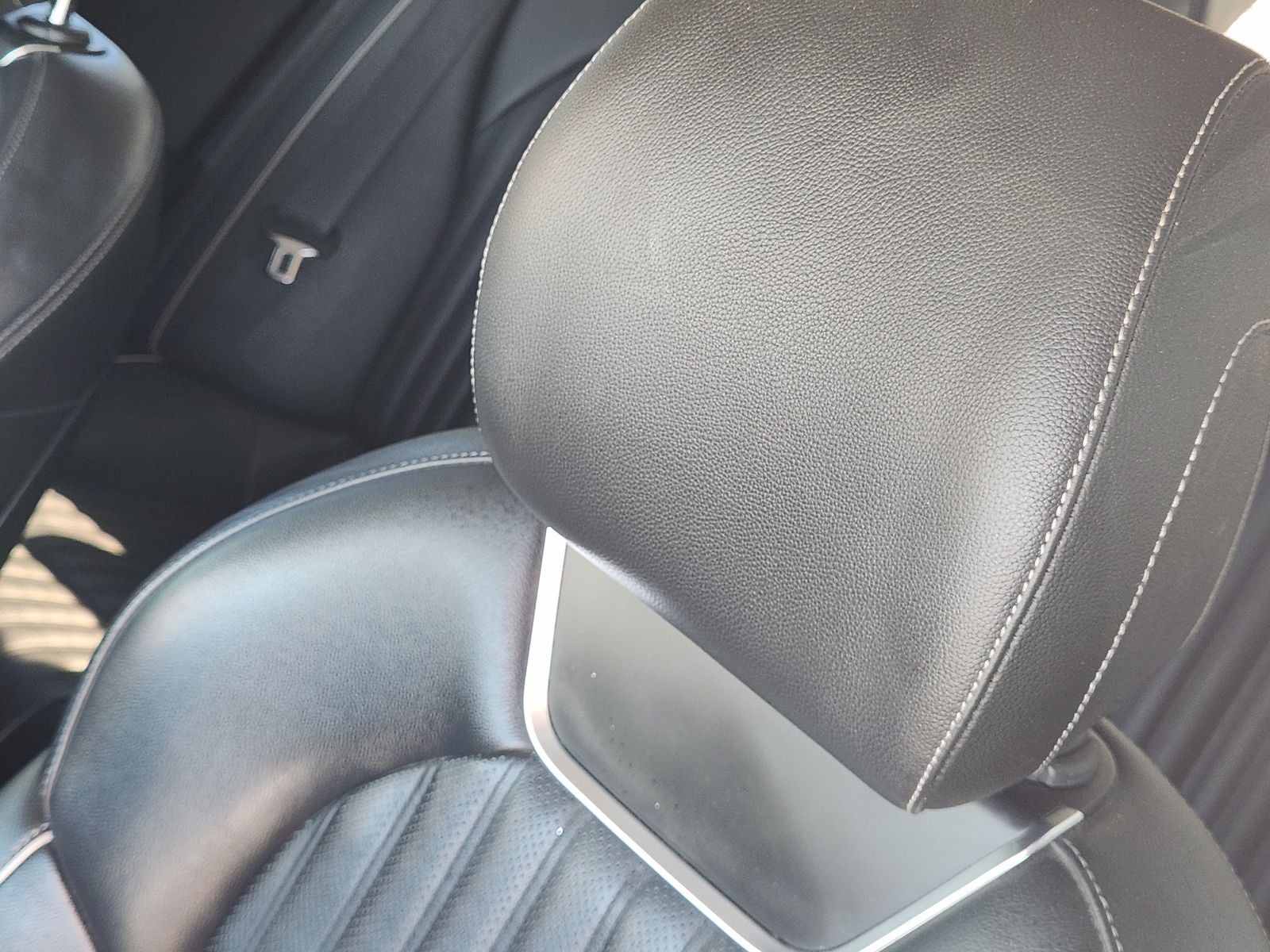 2020 Genesis G70 2.0T RWD