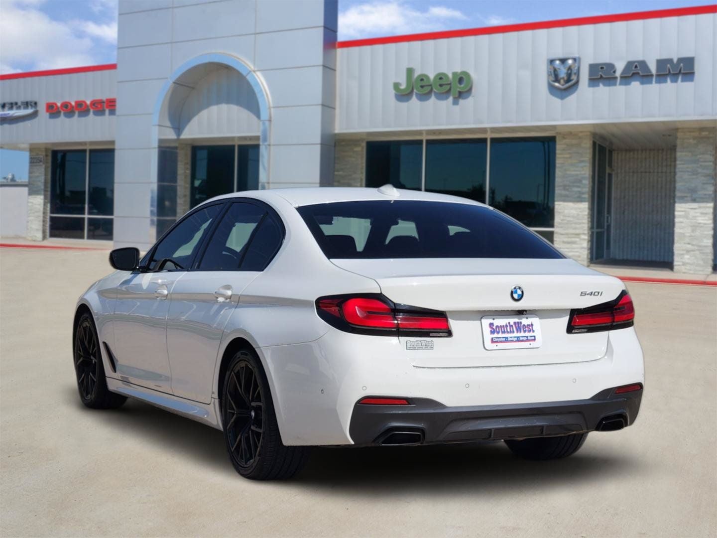 2022 BMW 540 i